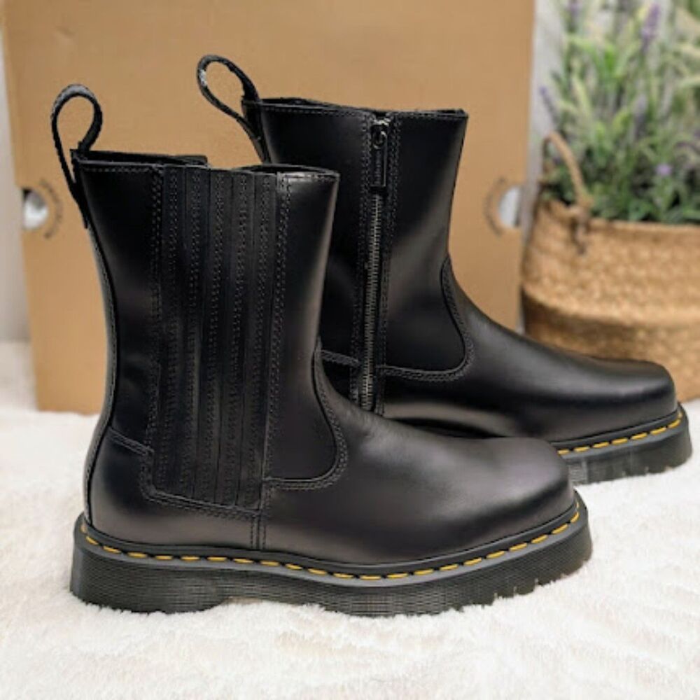 Dr. Martens Amaayah Lo Black Orleans Leather Square Toe Boots UK 7 NIB - Picture 4 of 13